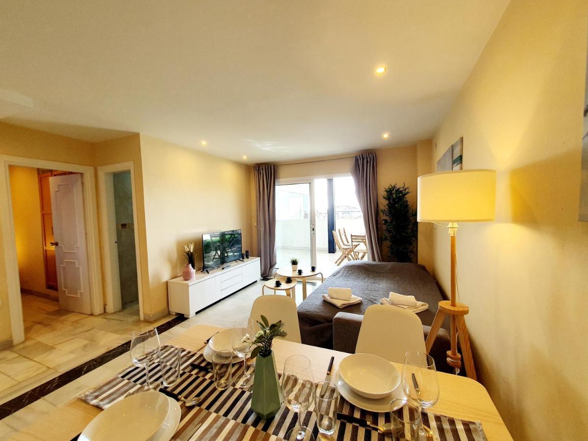 Cozy Apartment On The Beach Sitio de Calahonda 外观 照片