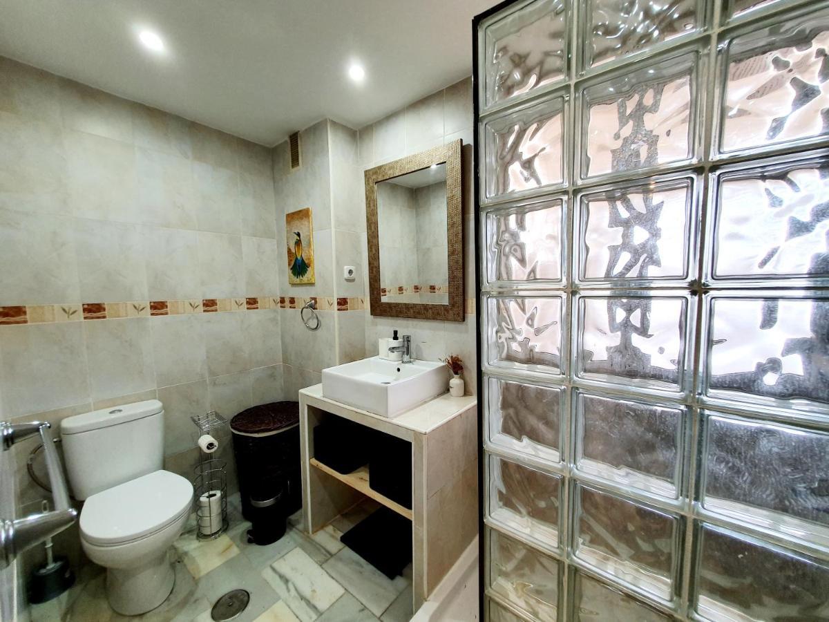 Cozy Apartment On The Beach Sitio de Calahonda 外观 照片
