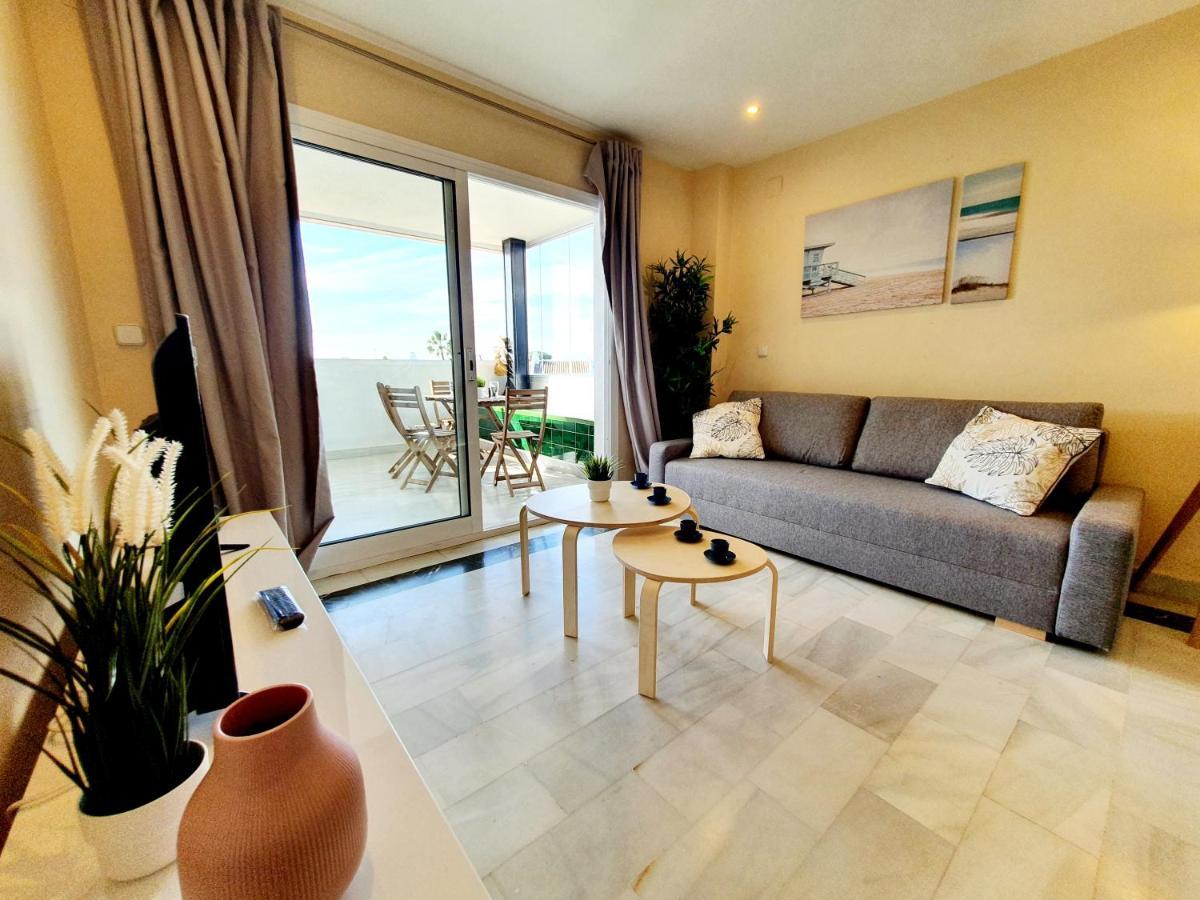 Cozy Apartment On The Beach Sitio de Calahonda 外观 照片