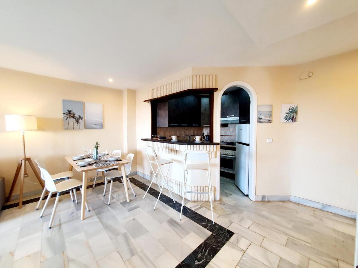Cozy Apartment On The Beach Sitio de Calahonda 外观 照片